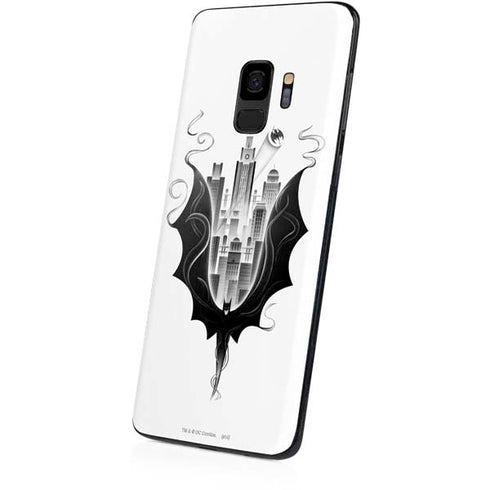 DC Comics Batman City Scape Cover Art Galaxy S9 Skin